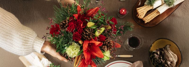 Centre de table floral pour Noël