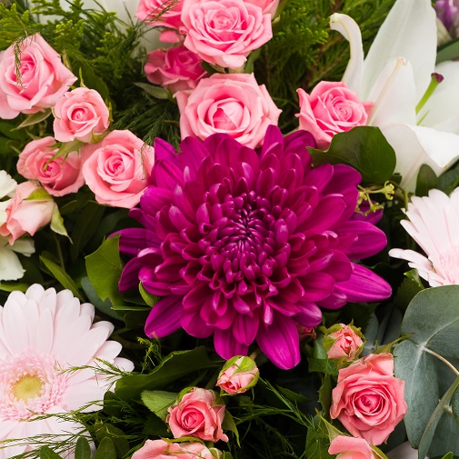 Bouquet de fleurs pour cimetière